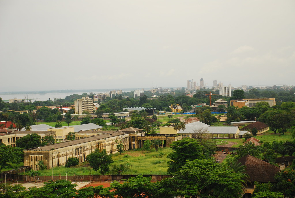 Vue de Kinshasa depuis un immeuble
